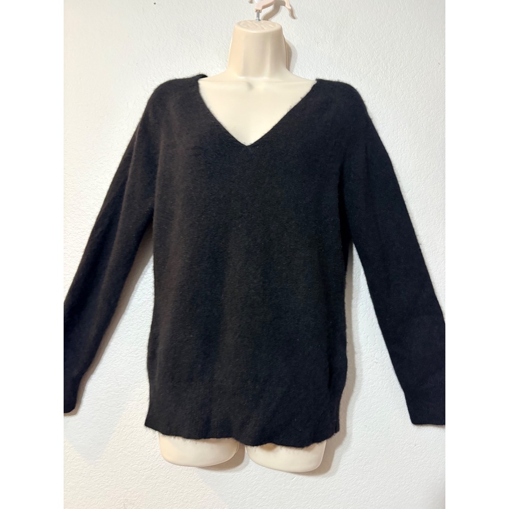 PAIGE Black 100% Cozy Cashmere V-Neck Long Sleeve Sweater Womens M Minimalist